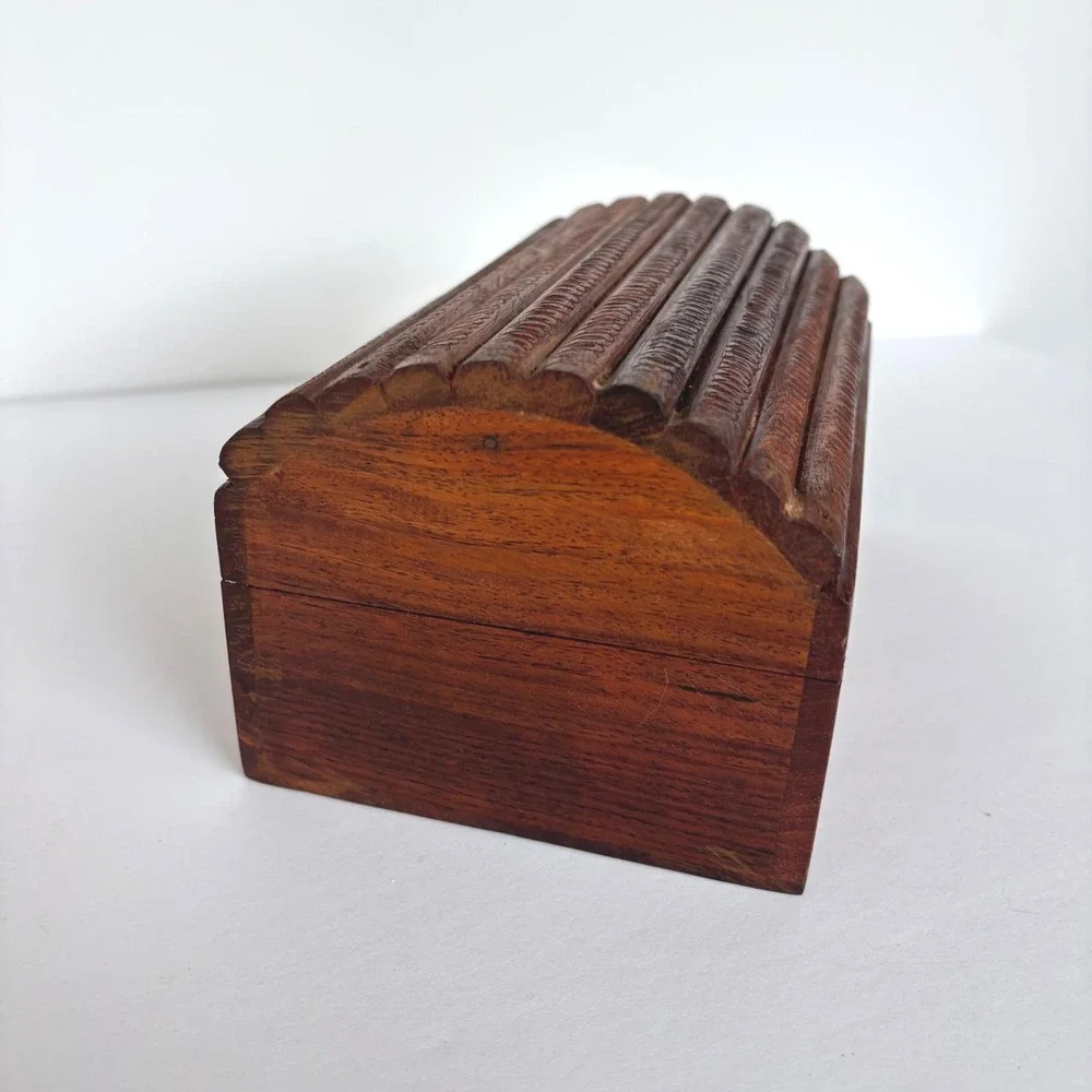 Vtg Carved Wood Trinket Box Jewelry Storage Decorative Keepsake Chest‎ India